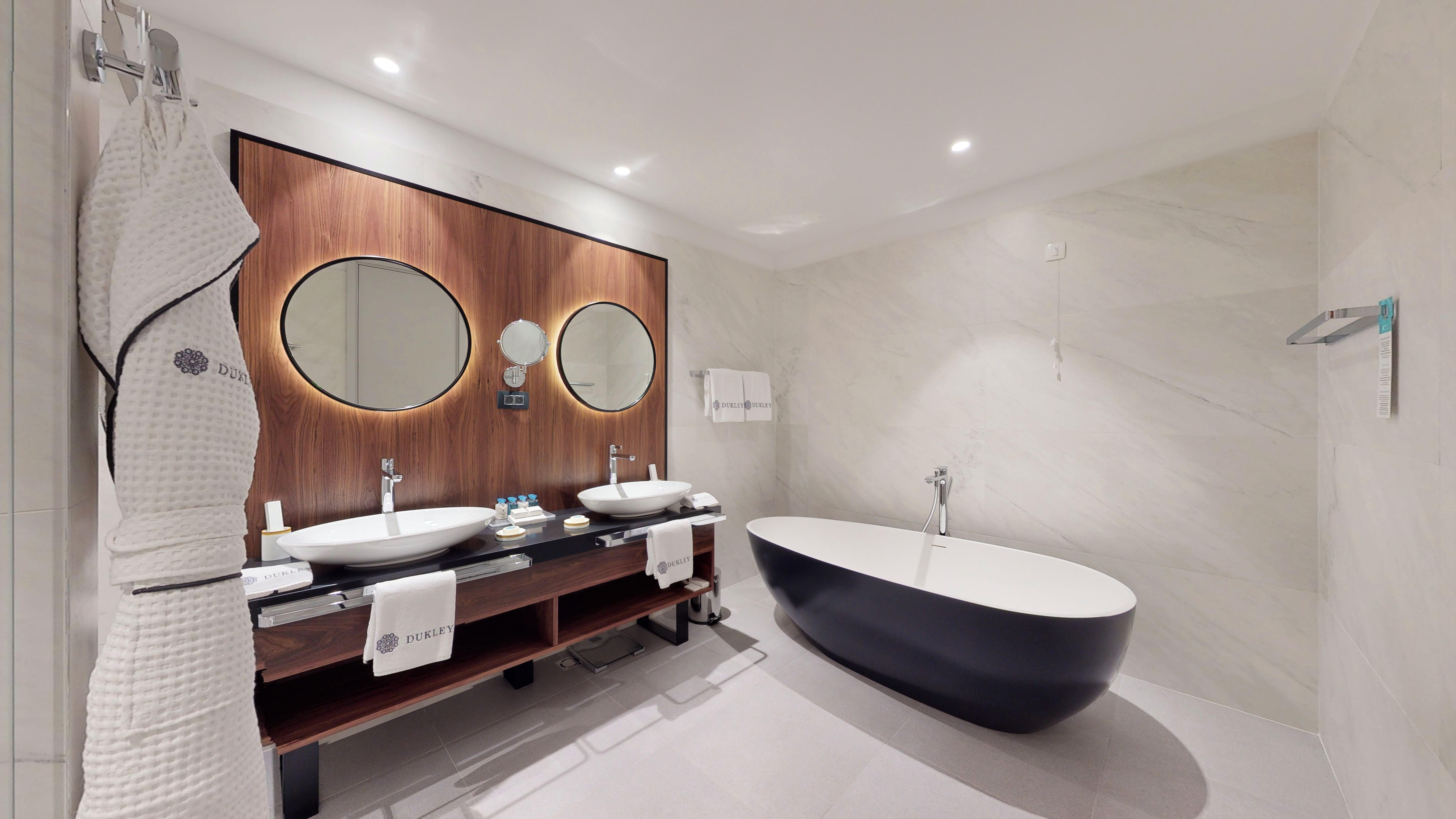 Dukley Hotel & Resort 5* Budva